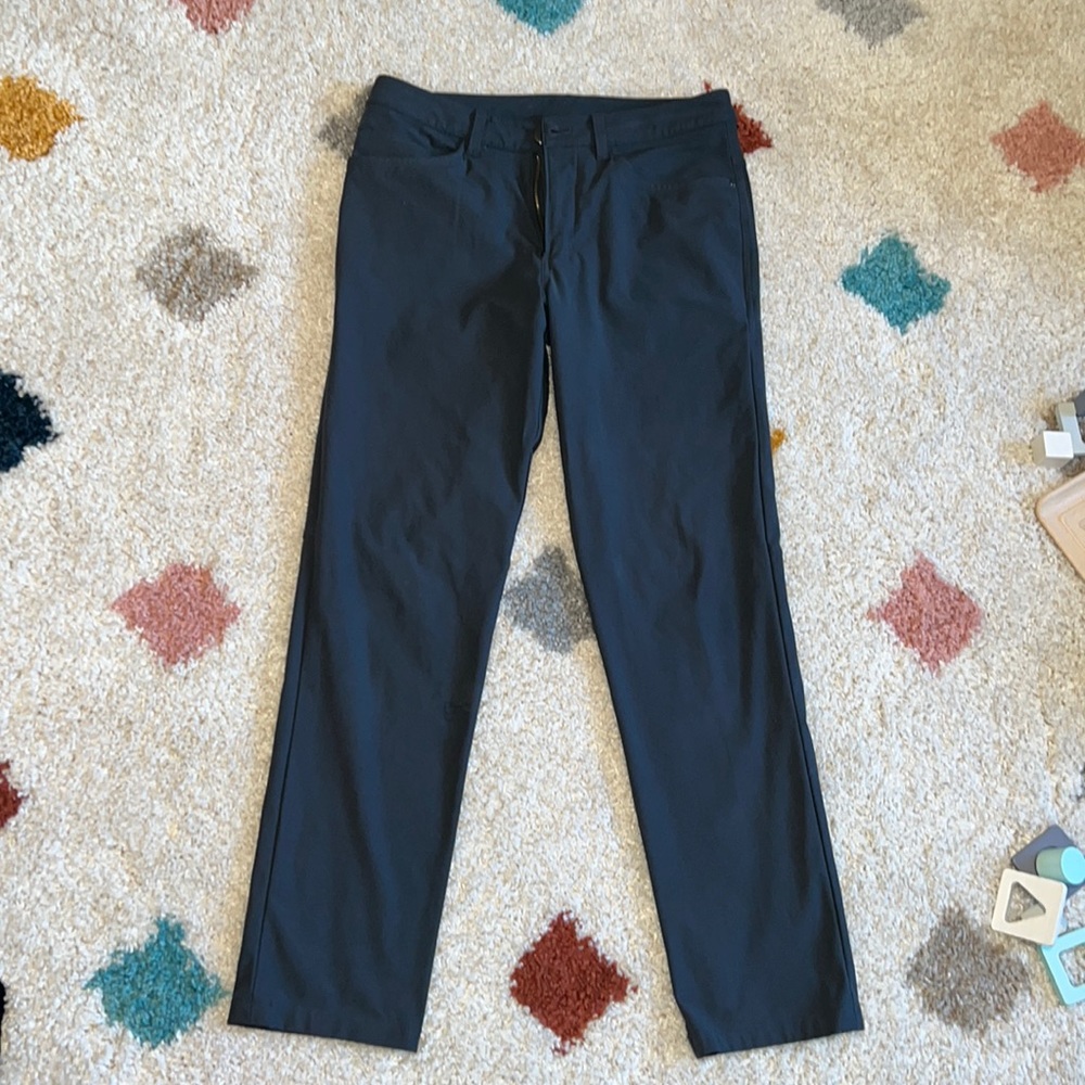 Men’s Lululemon ABC Pants